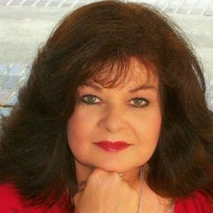 Meet your Posher, Nelda